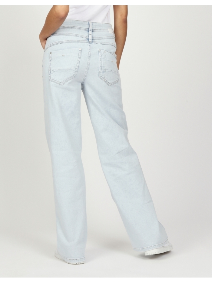 Jeans Amelie wide fit in beach used blue von Gang