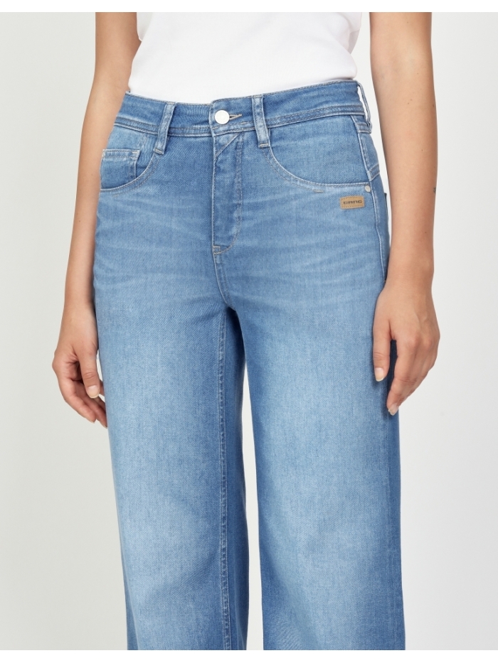 Jeans Amelie wide fit in Bahamas blue von Gang