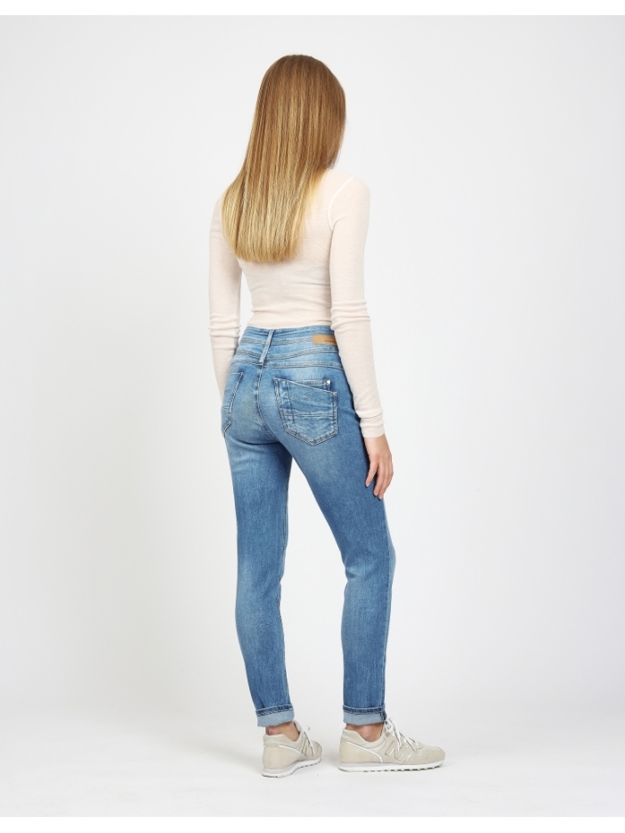 Jeans Amelie relaxed azure blue von Gang