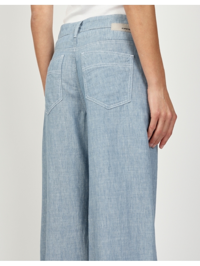 Jeans Cara wide fit in ice blue von Gang
